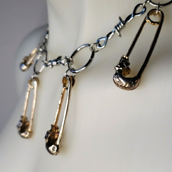 Silver gold skull punk goth emo safety pin choker necklace - Picture 6 of 10